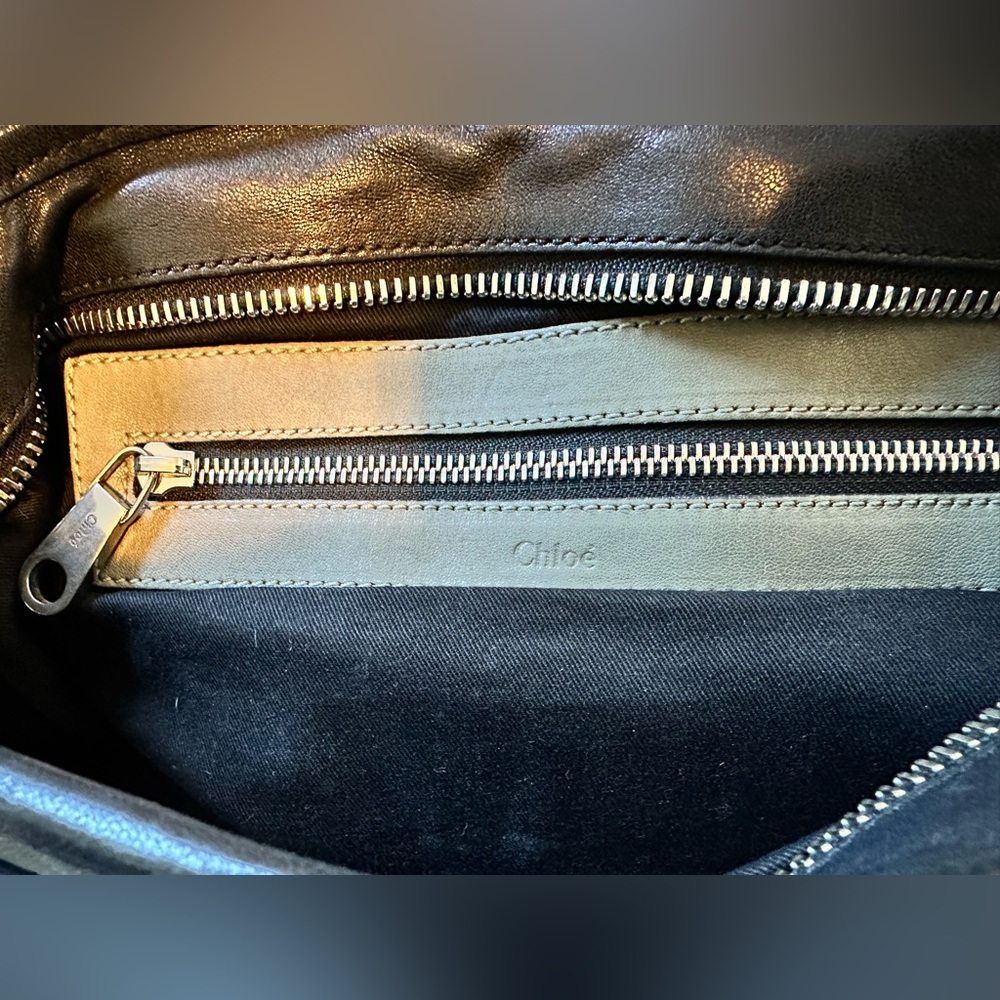 Authentic adorable butter soft Grey Chloe bag with shoulder strap - Picture 6 of 10